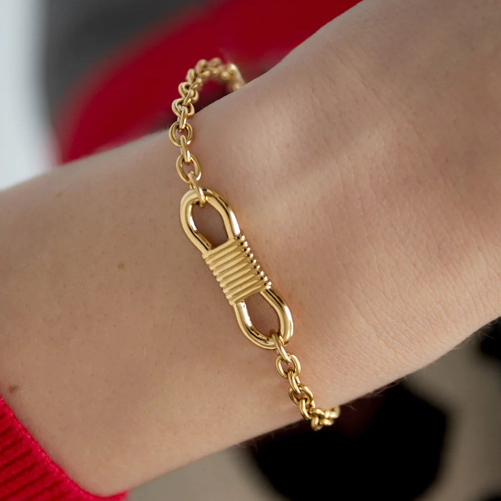 Pulsera de acero inoxidable con cuerda acordonada en acabado oro - Moments by You